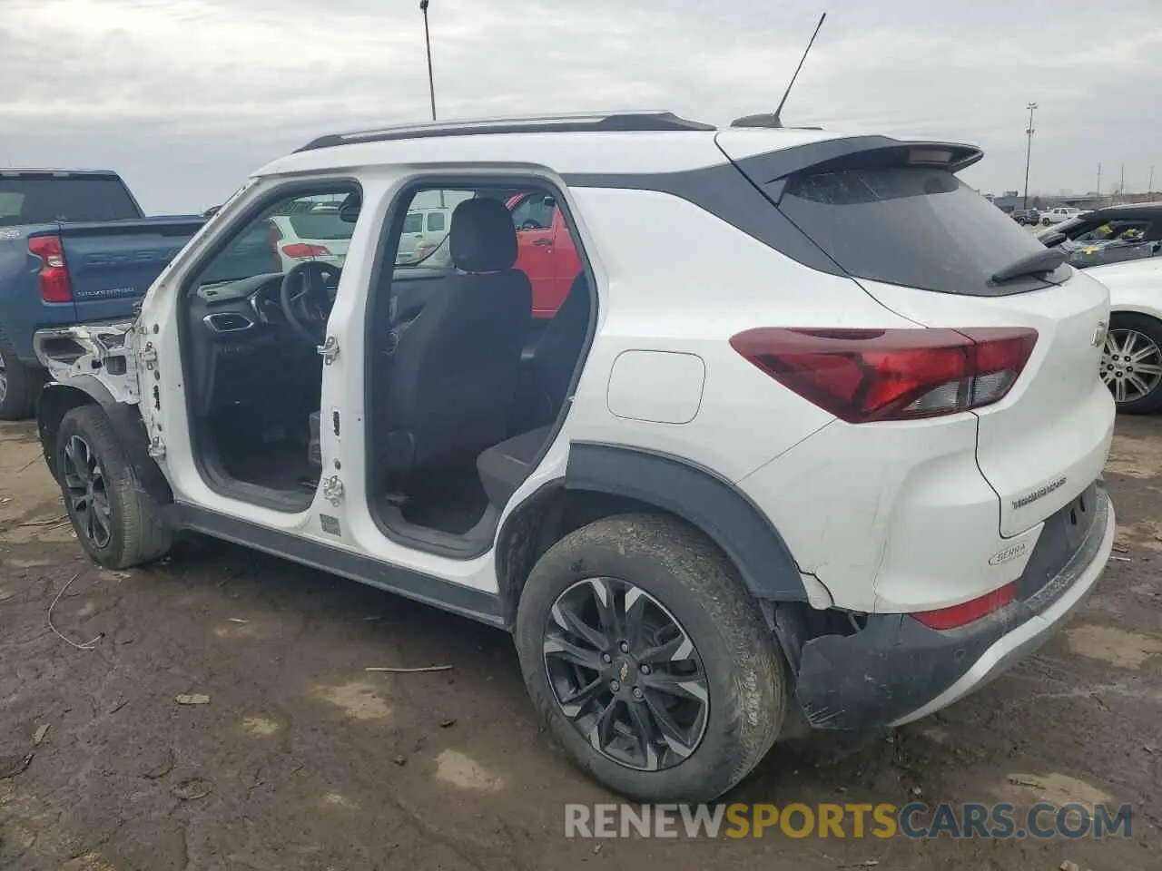 2 Photograph of a damaged car KL79MPSLXMB012031 CHEVROLET TRAILBLZR 2021