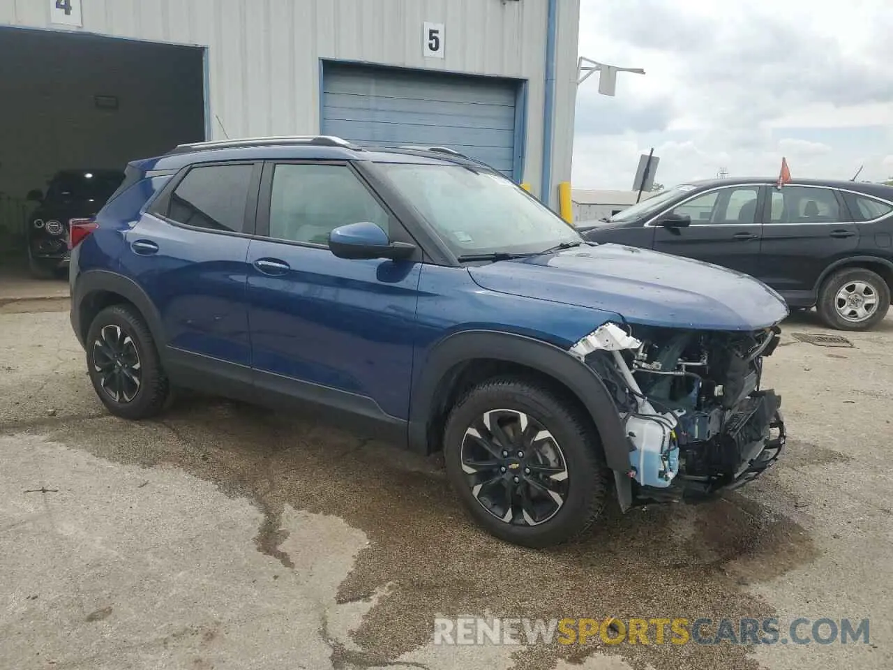 4 Photograph of a damaged car KL79MPSLXMB055008 CHEVROLET TRAILBLZR 2021