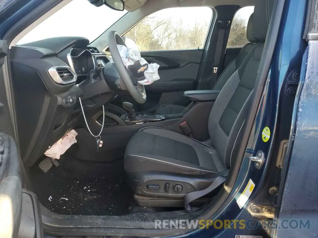 7 Photograph of a damaged car KL79MRSL4MB046123 CHEVROLET TRAILBLZR 2021
