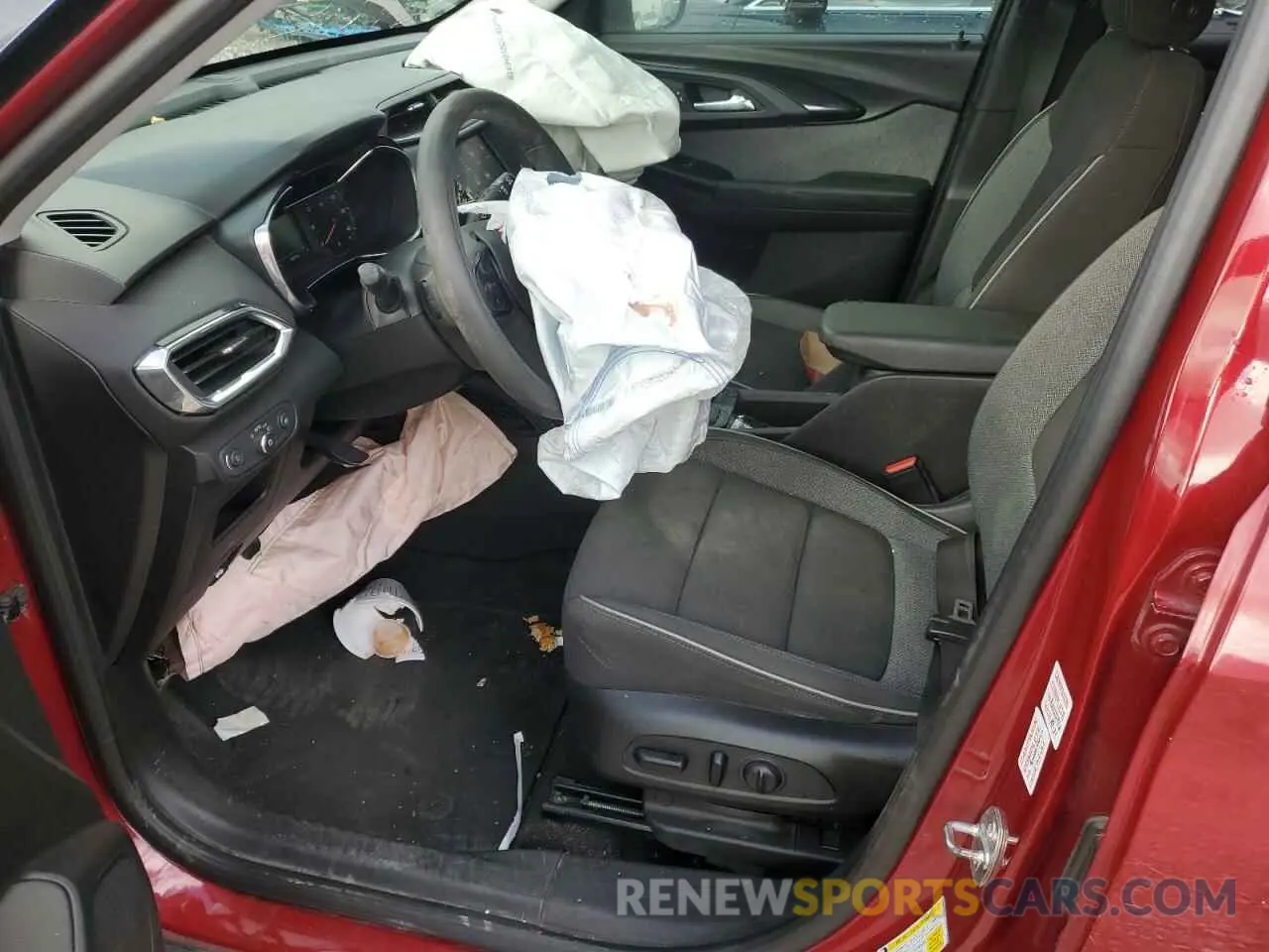7 Photograph of a damaged car KL79MRSL5MB146120 CHEVROLET TRAILBLZR 2021