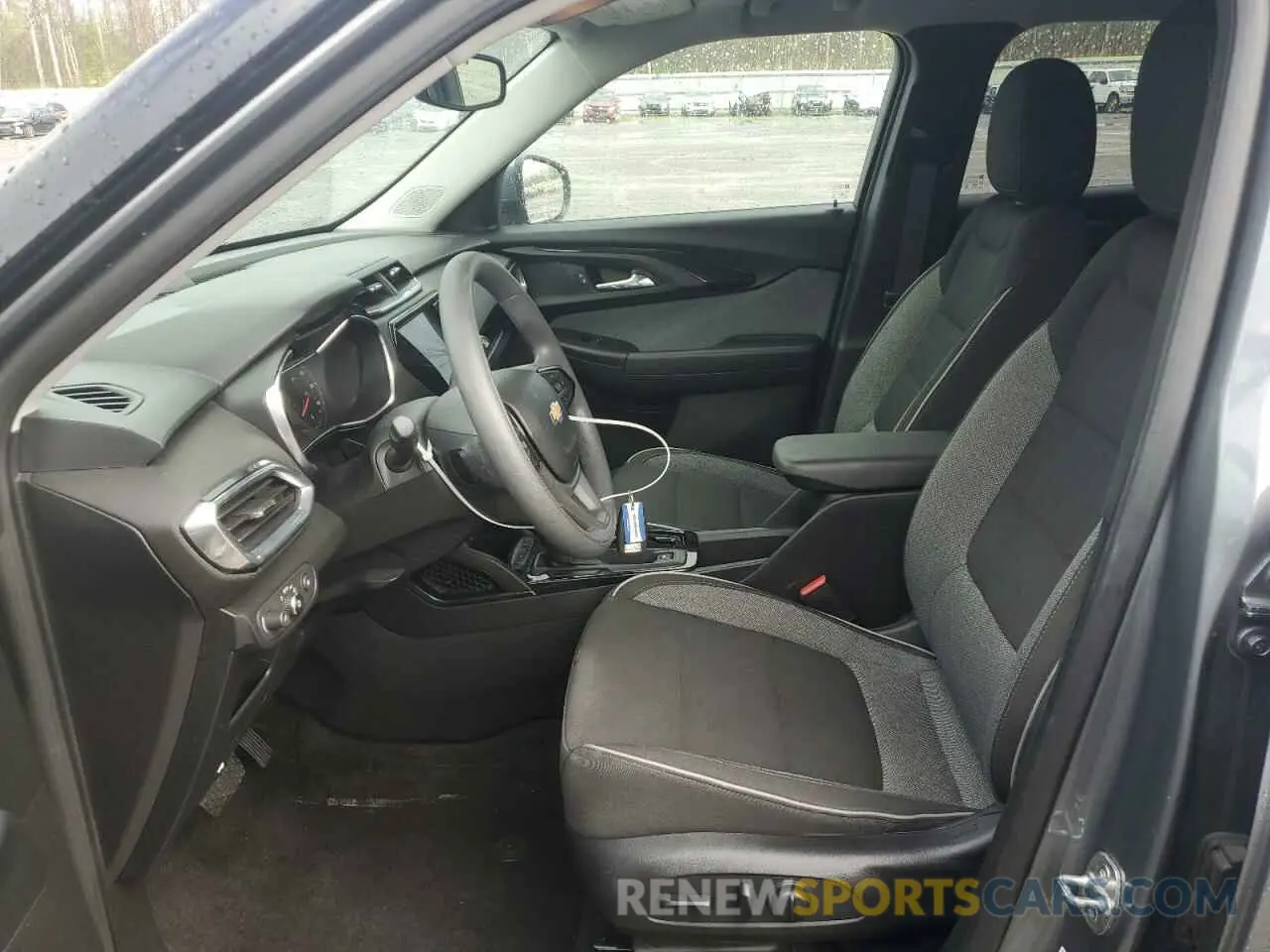 7 Photograph of a damaged car KL79MRSLXMB115977 CHEVROLET TRAILBLZR 2021