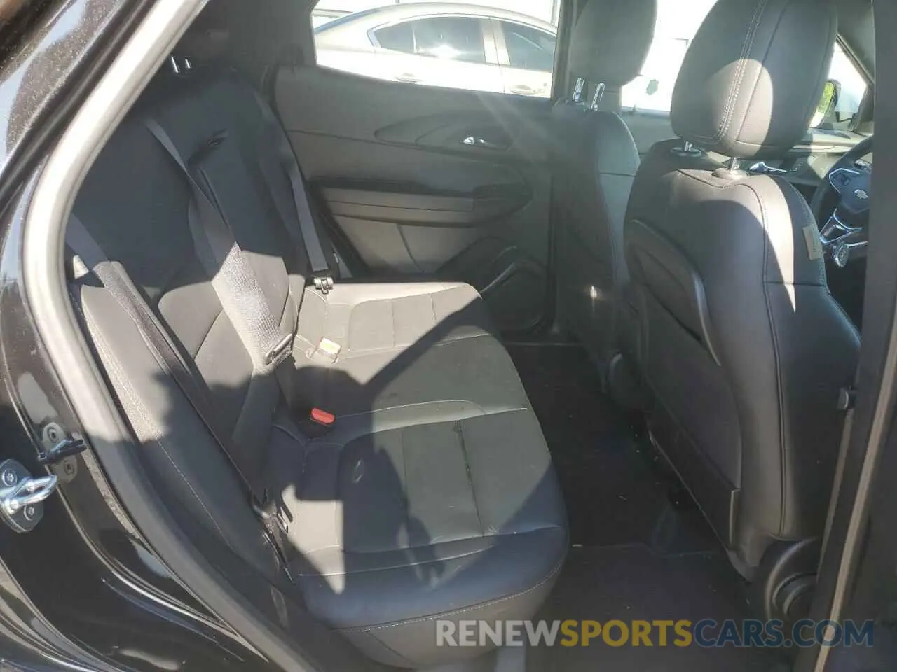 11 Photograph of a damaged car KL79MSSL7MB161810 CHEVROLET TRAILBLZR 2021
