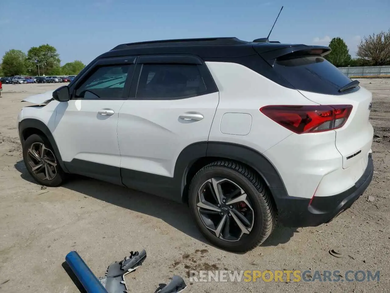 2 Photograph of a damaged car KL79MTSL2MB014350 CHEVROLET TRAILBLZR 2021