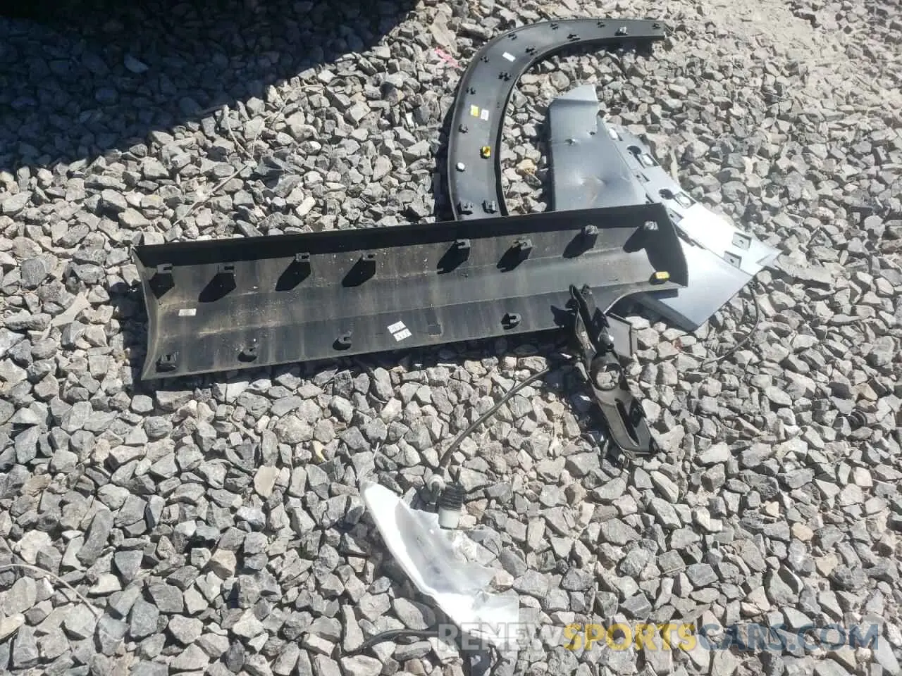 13 Photograph of a damaged car KL79MTSL5MB115639 CHEVROLET TRAILBLZR 2021