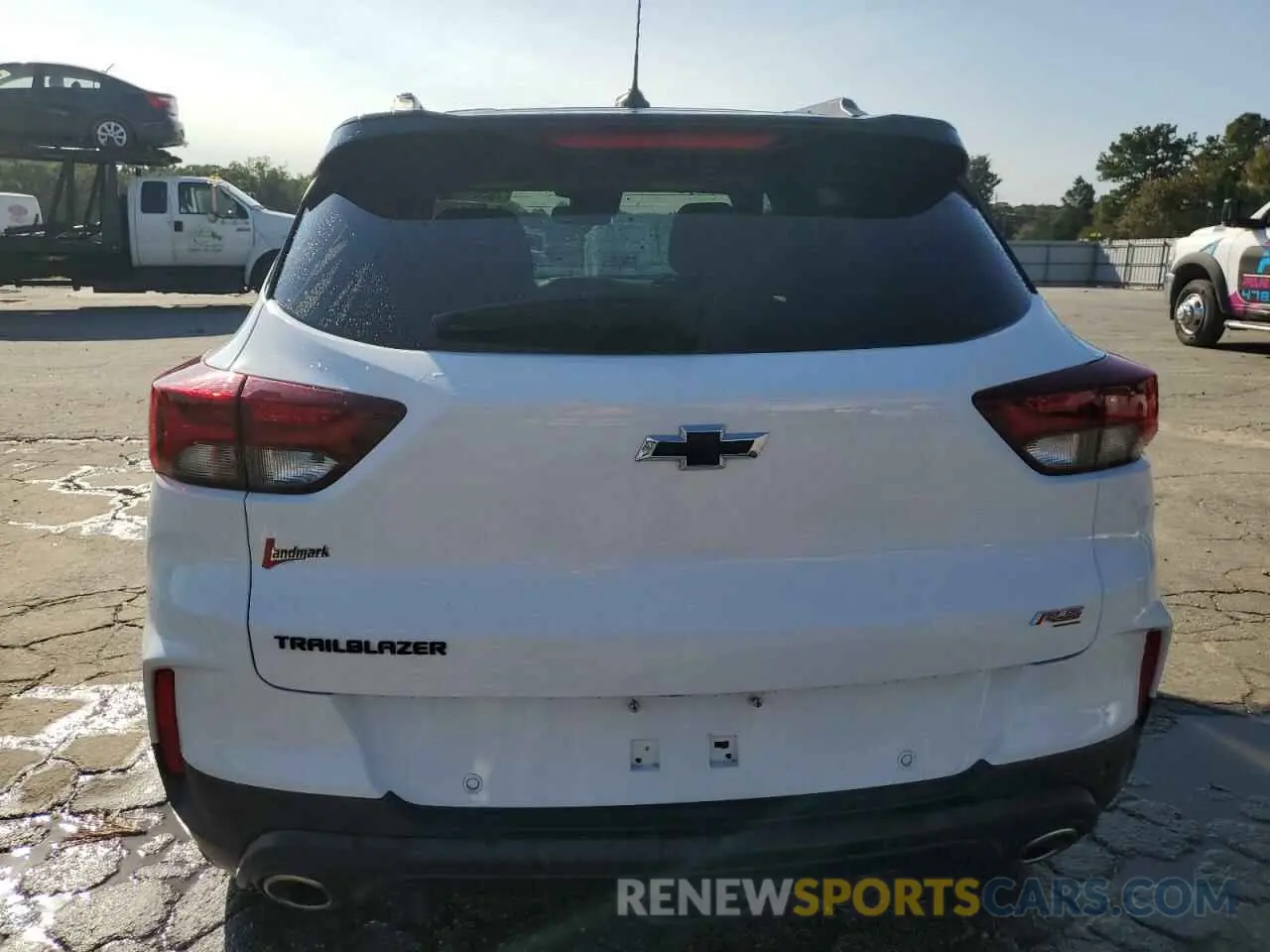 6 Photograph of a damaged car KL79MTSL9MB139152 CHEVROLET TRAILBLZR 2021