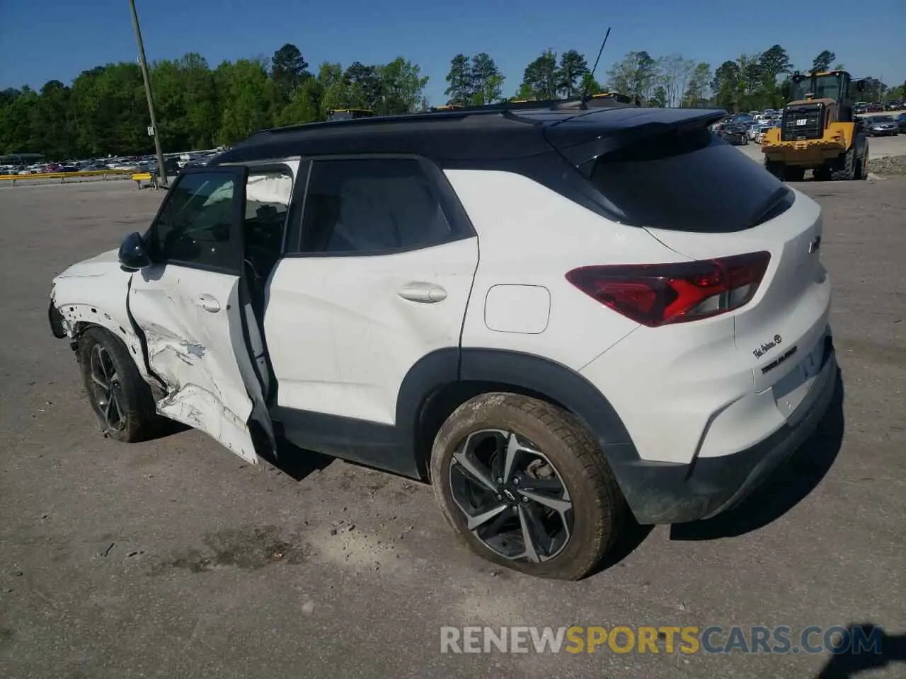 2 Photograph of a damaged car KL79MTSLXMB139970 CHEVROLET TRAILBLZR 2021