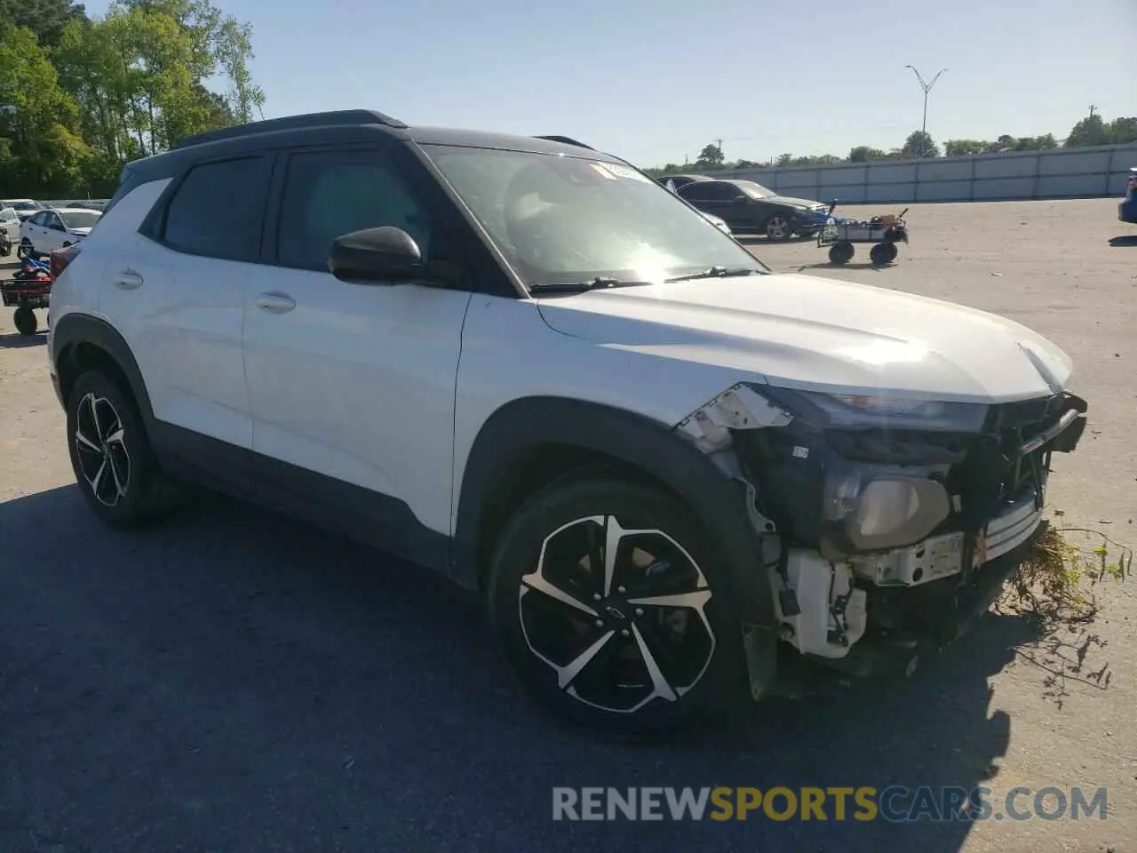 4 Photograph of a damaged car KL79MTSLXMB139970 CHEVROLET TRAILBLZR 2021