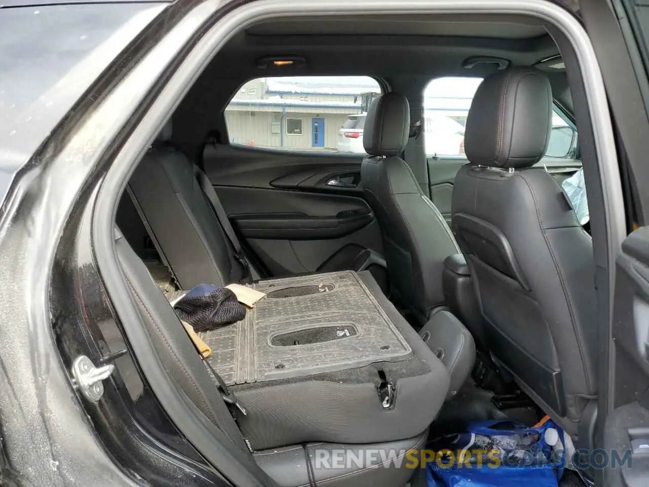11 Photograph of a damaged car KL79MUSL2MB015276 CHEVROLET TRAILBLZR 2021