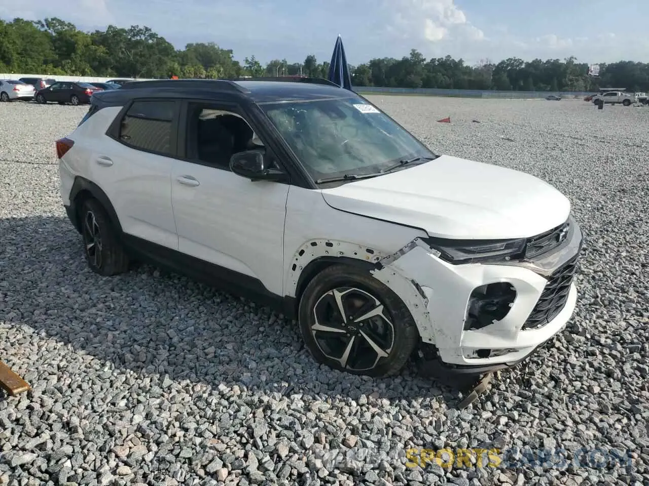4 Photograph of a damaged car KL79MUSL8MB055152 CHEVROLET TRAILBLZR 2021