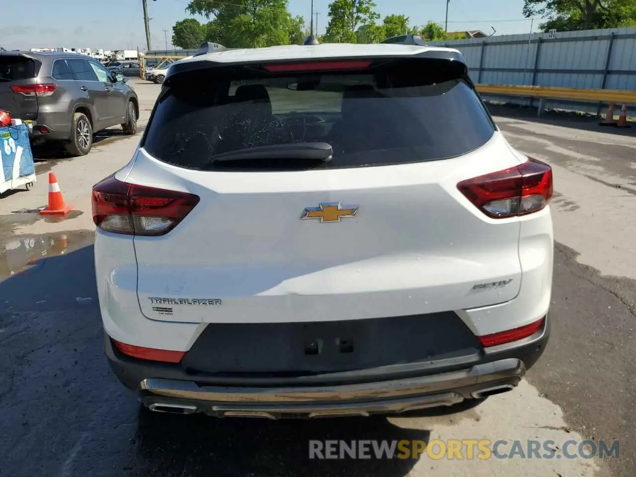 6 Photograph of a damaged car KL79MVSL4MB034448 CHEVROLET TRAILBLZR 2021