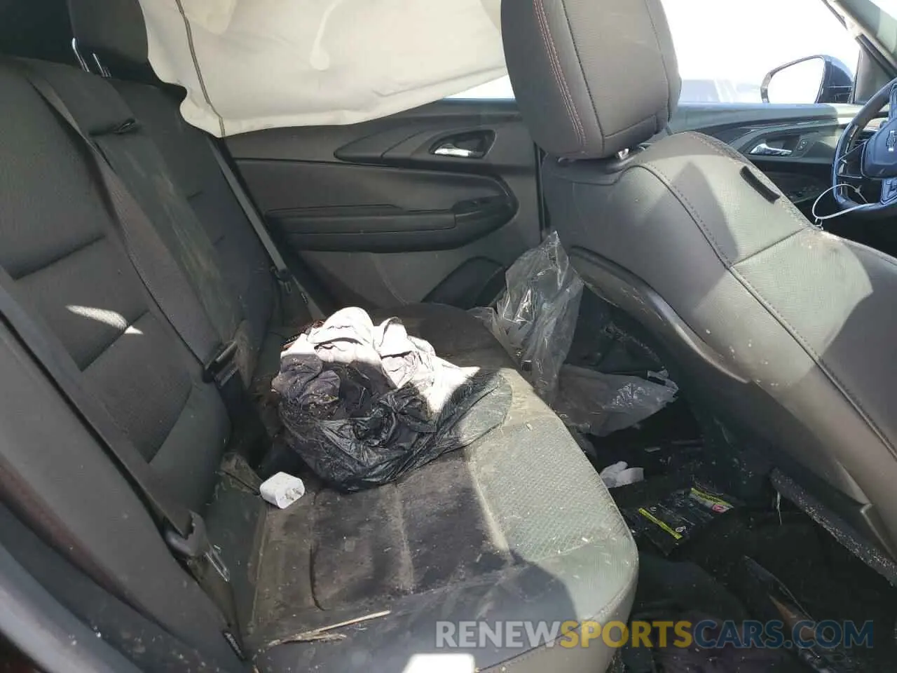 11 Photograph of a damaged car KL79MUSL2NB033052 CHEVROLET TRAILBLZR 2022
