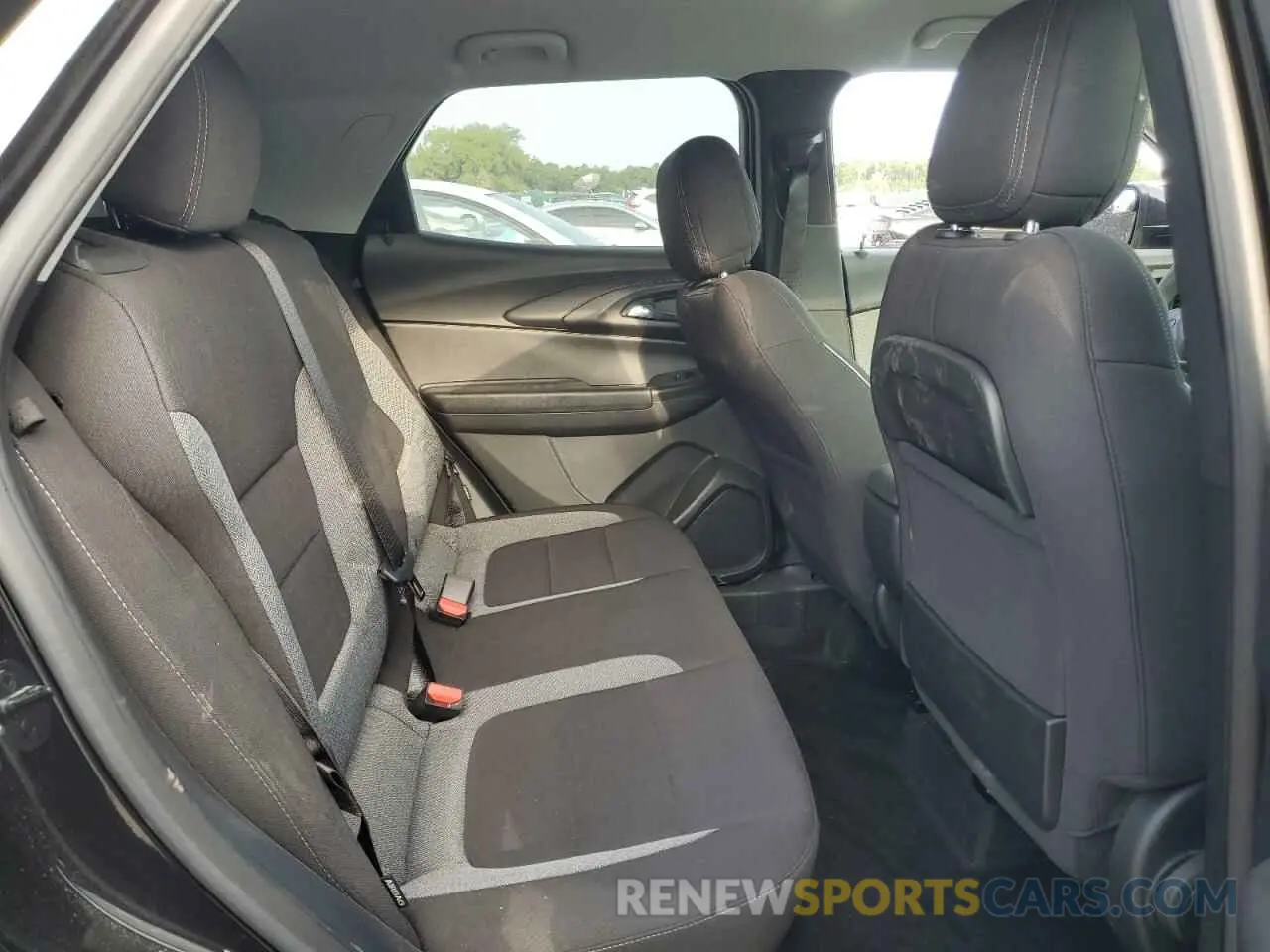 10 Photograph of a damaged car KL79MPS21PB201632 CHEVROLET TRAILBLZR 2023