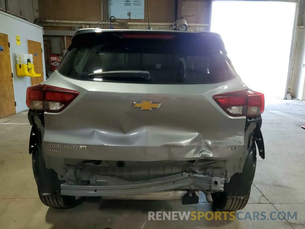 6 Photograph of a damaged car KL79MRSLXPB184625 CHEVROLET TRAILBLZR 2023