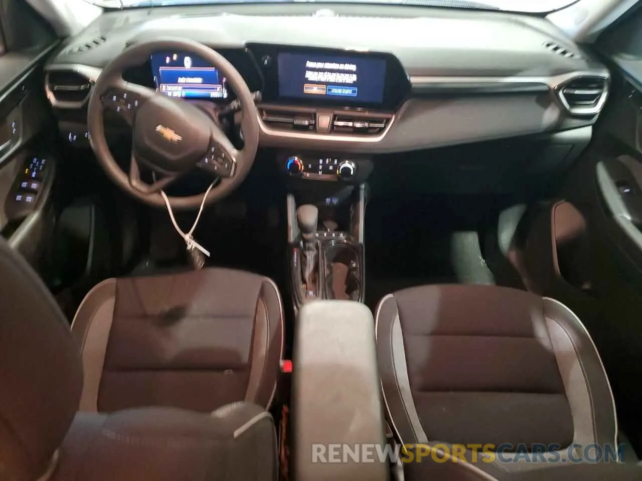 8 Photograph of a damaged car KL79MNSL5RB042940 CHEVROLET TRAILBLZR 2024