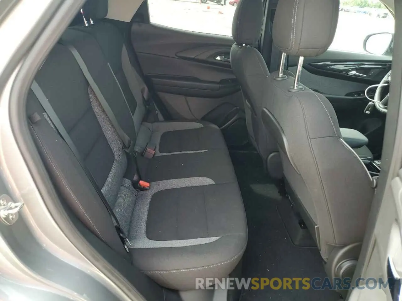 11 Photograph of a damaged car KL79MPS21RB137546 CHEVROLET TRAILBLZR 2024