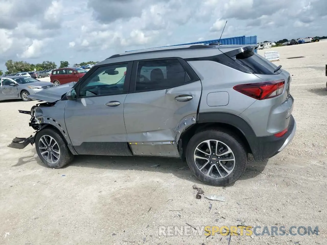 2 Photograph of a damaged car KL79MPS21RB137546 CHEVROLET TRAILBLZR 2024