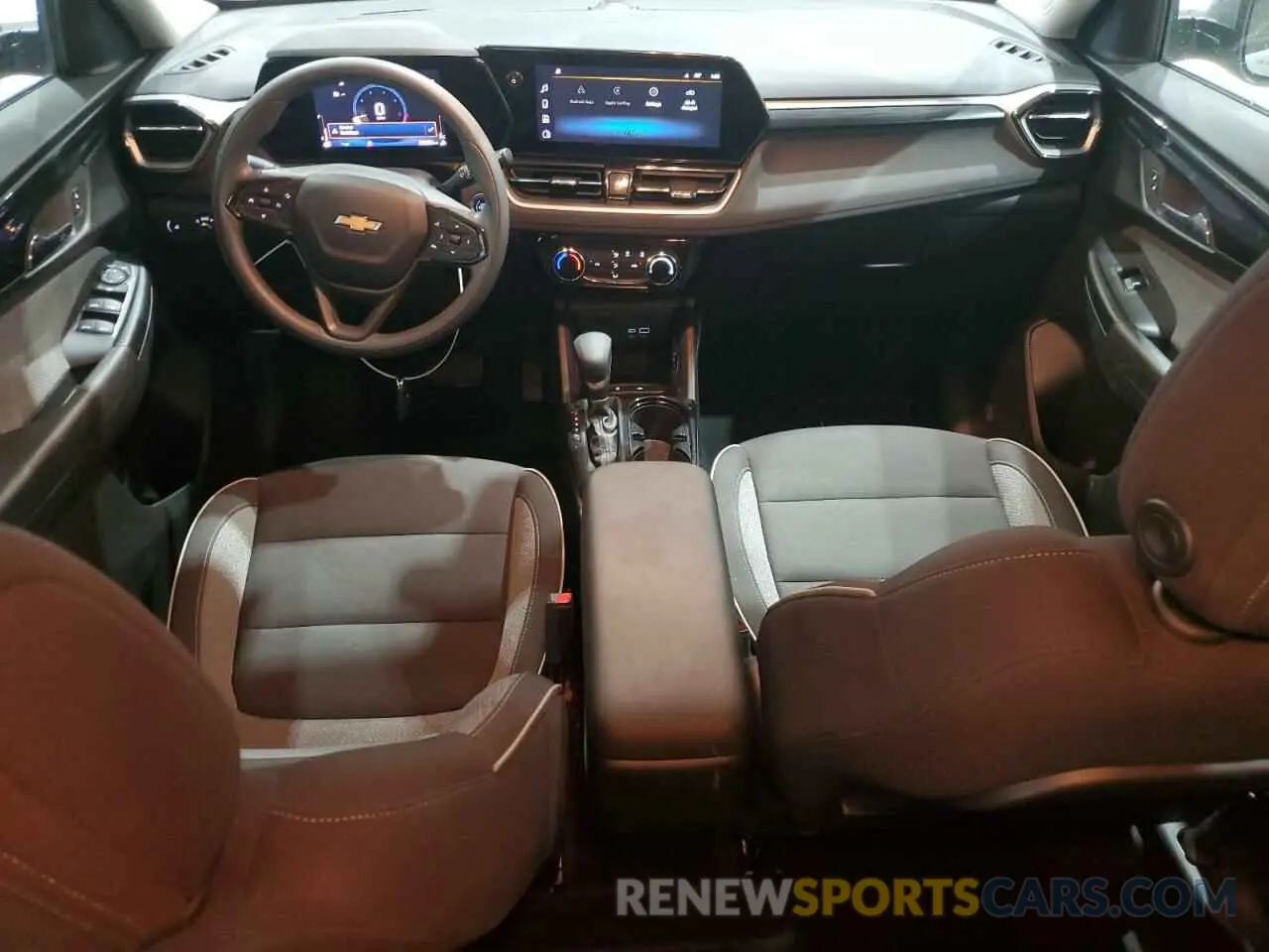 8 Photograph of a damaged car KL79MPS27RB175122 CHEVROLET TRAILBLZR 2024