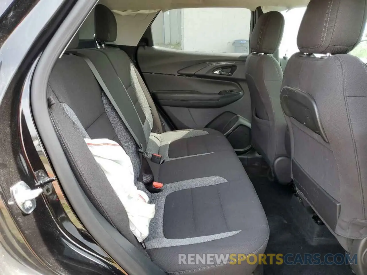 11 Photograph of a damaged car KL79MPSL6RB094251 CHEVROLET TRAILBLZR 2024