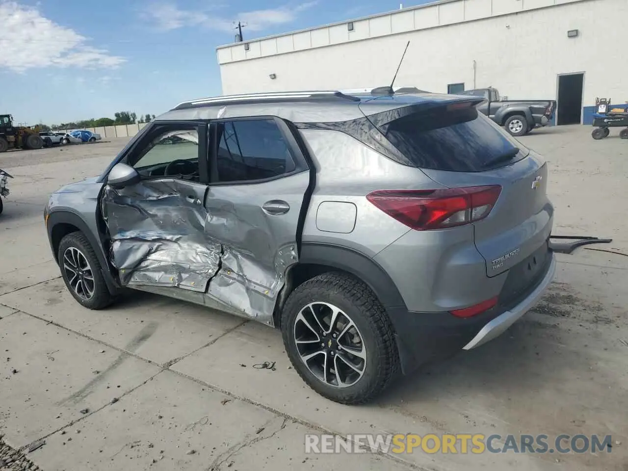 2 Photograph of a damaged car KL79MRSL1RB082018 CHEVROLET TRAILBLZR 2024
