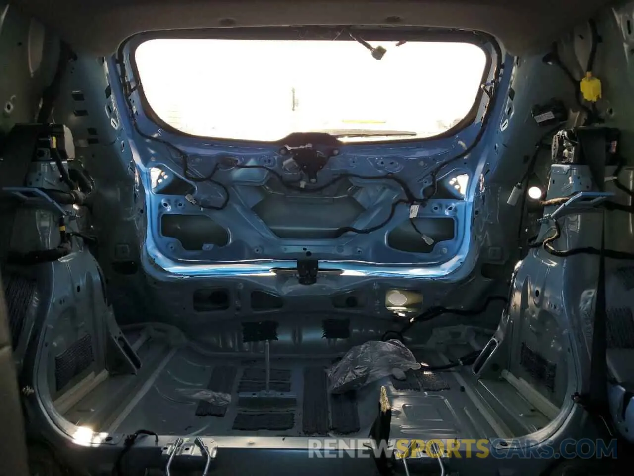10 Photograph of a damaged car KL79MTSL1RB068360 CHEVROLET TRAILBLZR 2024