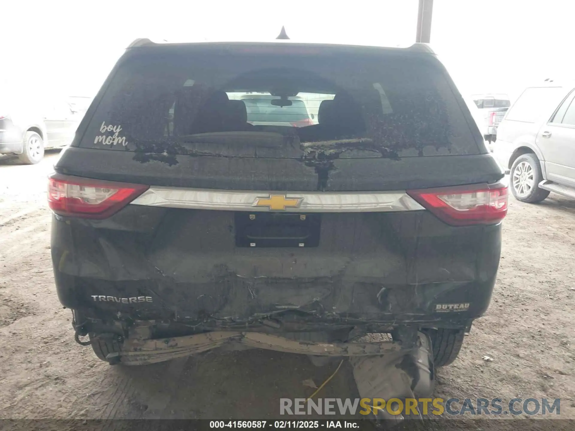 17 Photograph of a damaged car 1GNERFKW0KJ248012 CHEVROLET TRAVERSE 2019