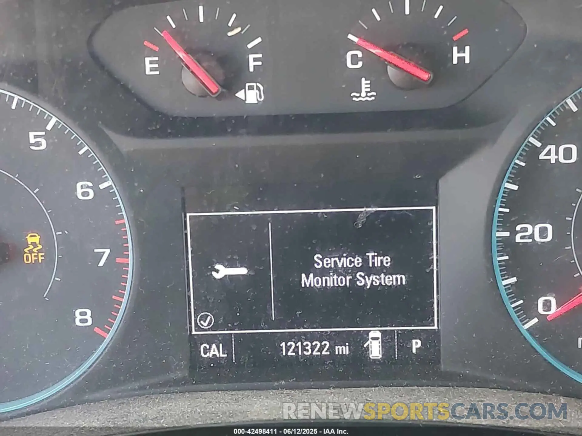 15 Photograph of a damaged car 1GNERFKW2KJ279570 CHEVROLET TRAVERSE 2019