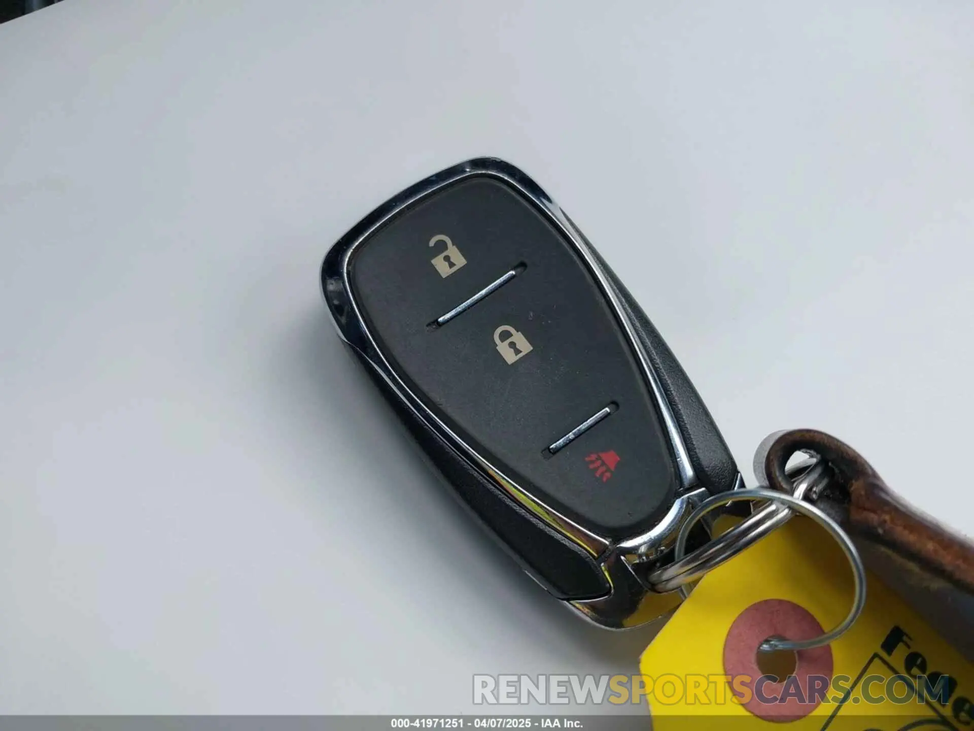 11 Photograph of a damaged car 1GNERFKW3KJ168123 CHEVROLET TRAVERSE 2019
