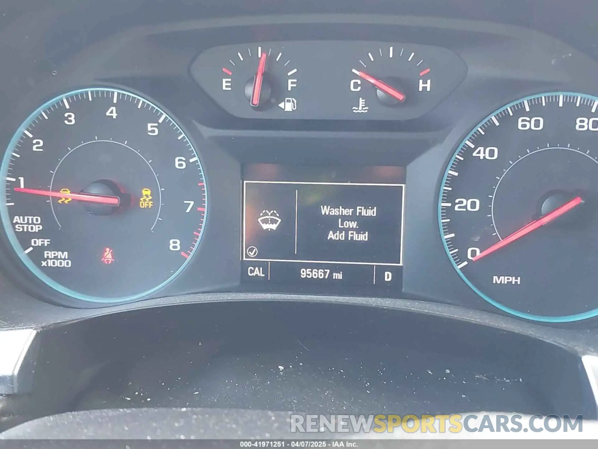 15 Photograph of a damaged car 1GNERFKW3KJ168123 CHEVROLET TRAVERSE 2019