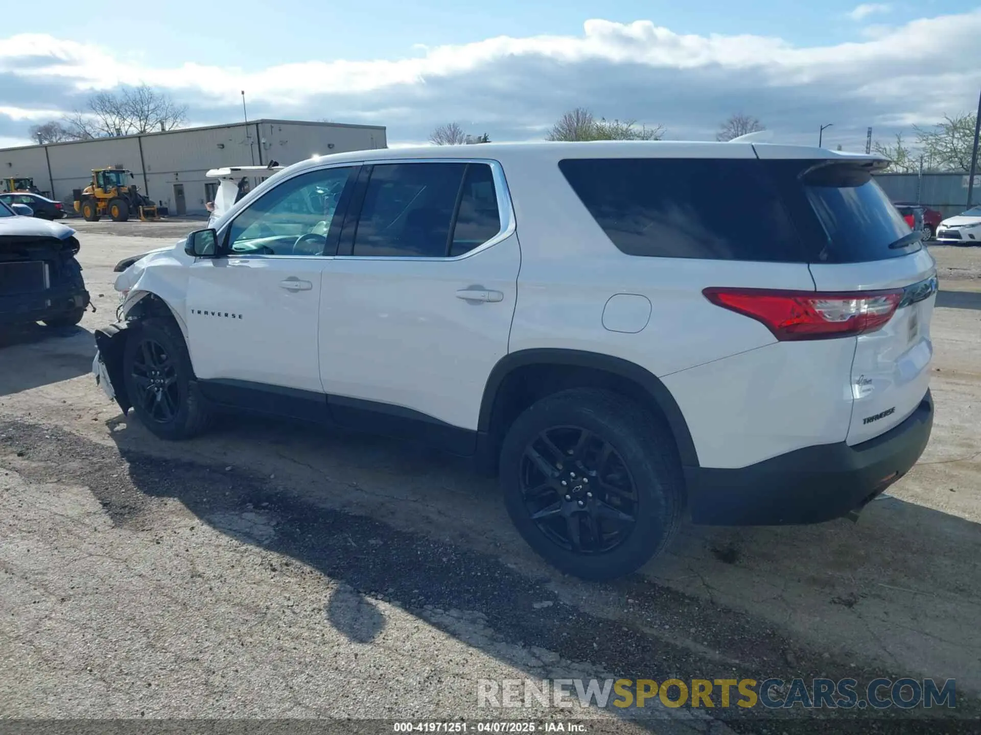 3 Photograph of a damaged car 1GNERFKW3KJ168123 CHEVROLET TRAVERSE 2019