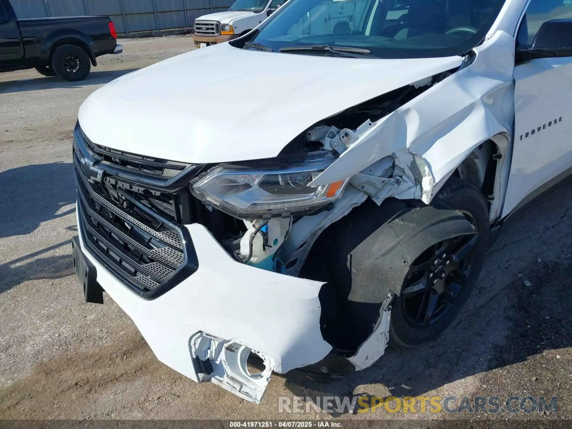 6 Photograph of a damaged car 1GNERFKW3KJ168123 CHEVROLET TRAVERSE 2019