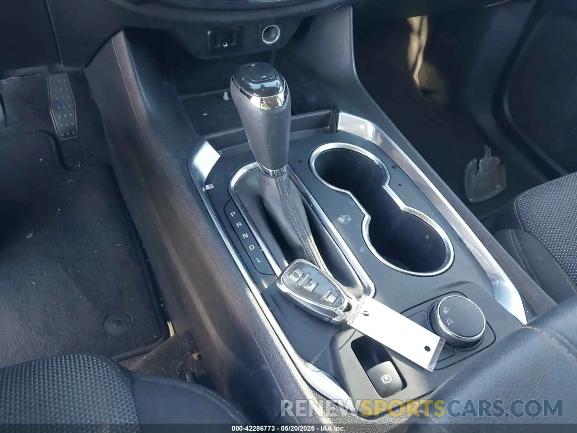 11 Photograph of a damaged car 1GNERFKW3KJ238929 CHEVROLET TRAVERSE 2019