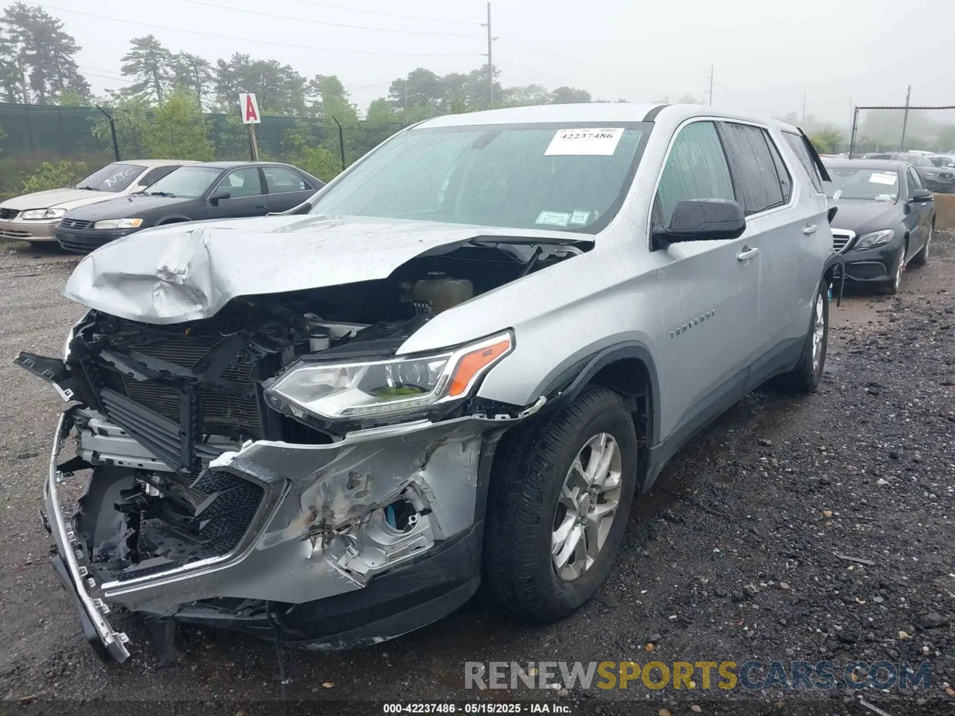 2 Photograph of a damaged car 1GNERFKW4KJ156921 CHEVROLET TRAVERSE 2019