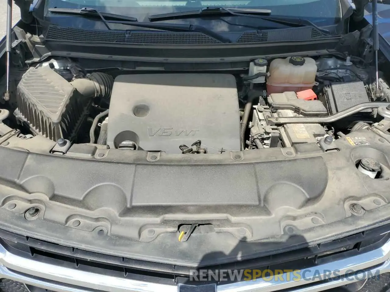 12 Photograph of a damaged car 1GNERFKW4KJ194696 CHEVROLET TRAVERSE 2019