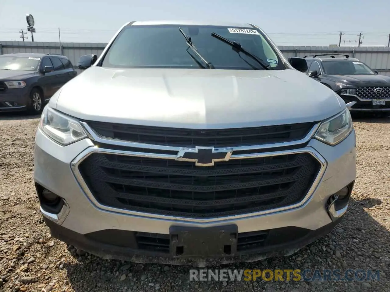 5 Photograph of a damaged car 1GNERFKW4KJ255156 CHEVROLET TRAVERSE 2019