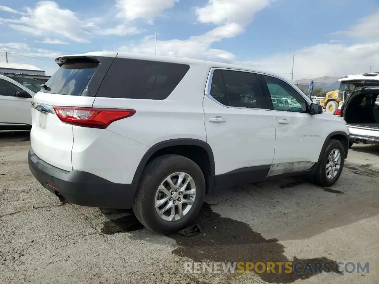 3 Photograph of a damaged car 1GNERFKW5KJ126424 CHEVROLET TRAVERSE 2019