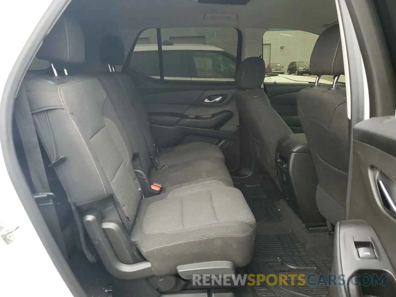11 Photograph of a damaged car 1GNERFKW5KJ128819 CHEVROLET TRAVERSE 2019