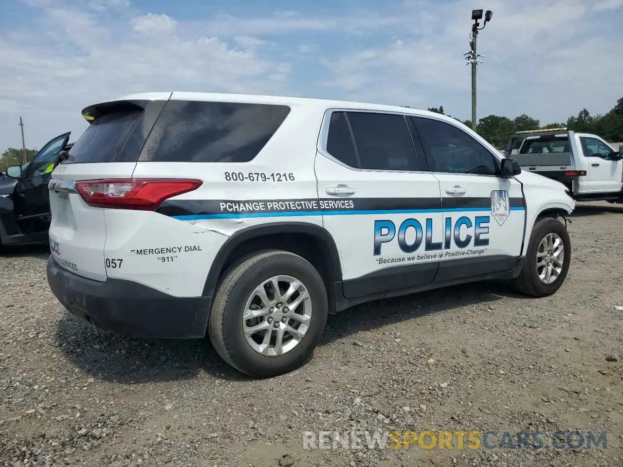 3 Photograph of a damaged car 1GNERFKW5KJ301125 CHEVROLET TRAVERSE 2019