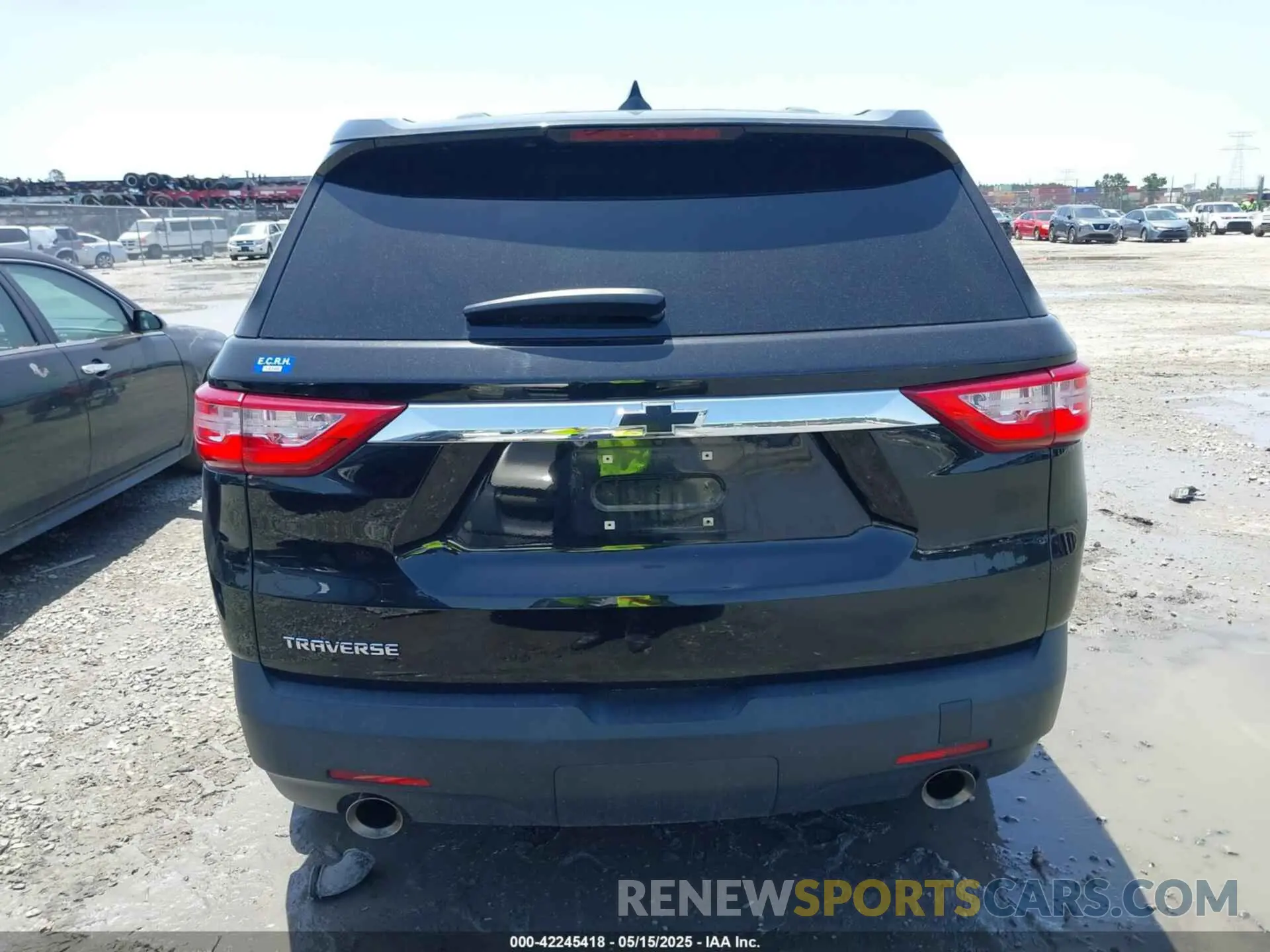 16 Photograph of a damaged car 1GNERFKW5KJ313467 CHEVROLET TRAVERSE 2019