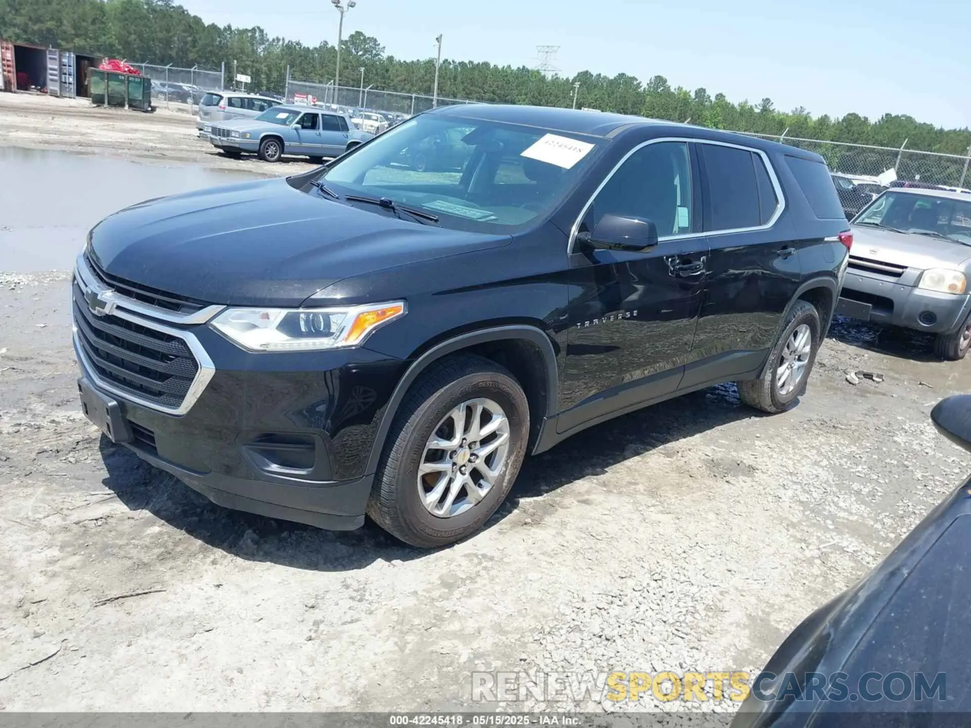 2 Photograph of a damaged car 1GNERFKW5KJ313467 CHEVROLET TRAVERSE 2019