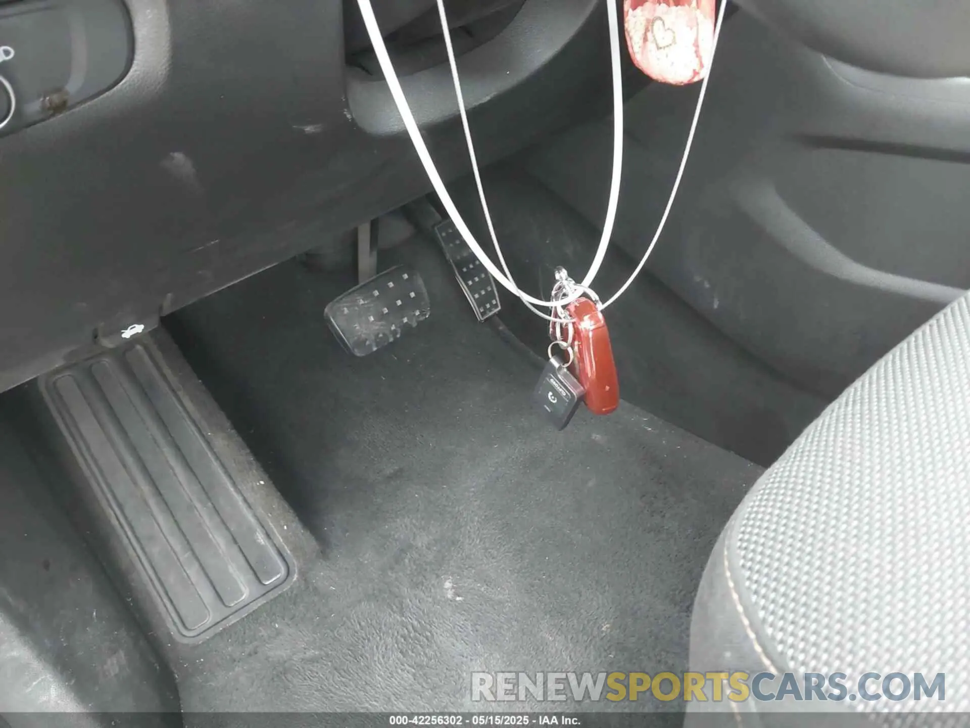11 Photograph of a damaged car 1GNERFKW5KJ313744 CHEVROLET TRAVERSE 2019
