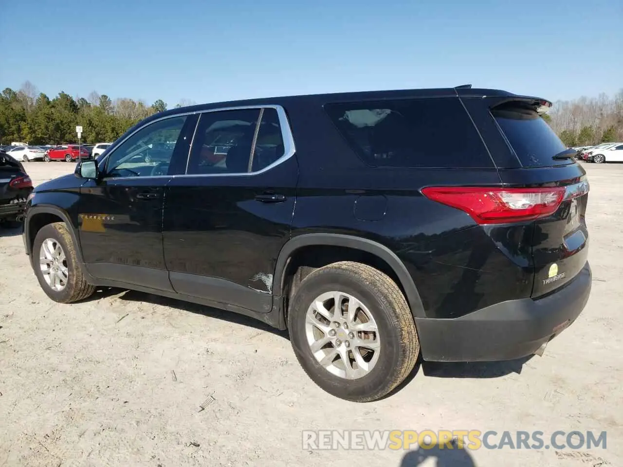 2 Photograph of a damaged car 1GNERFKW5KJ317552 CHEVROLET TRAVERSE 2019