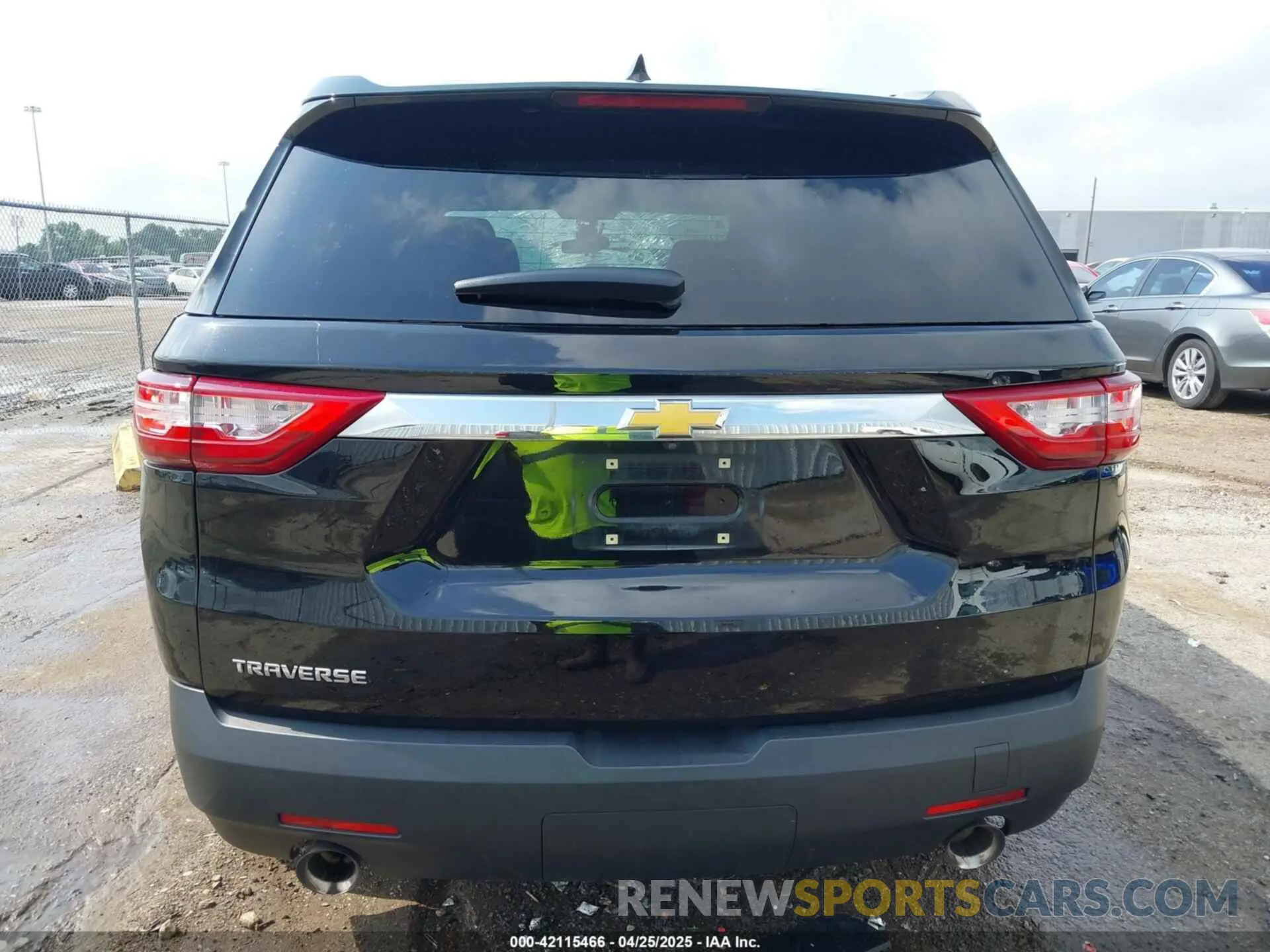 16 Photograph of a damaged car 1GNERFKW6KJ256728 CHEVROLET TRAVERSE 2019