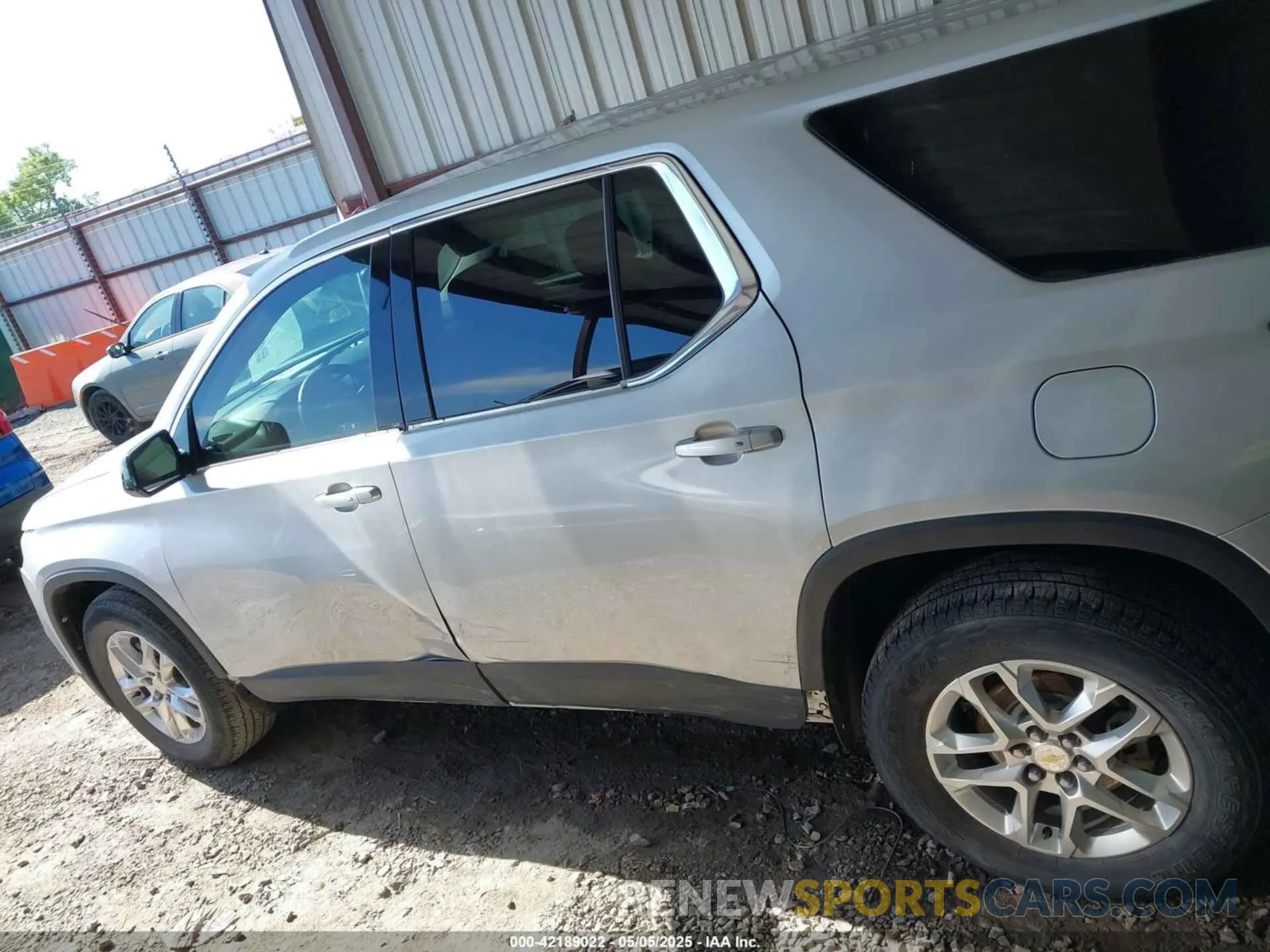 15 Photograph of a damaged car 1GNERFKW7KJ161952 CHEVROLET TRAVERSE 2019