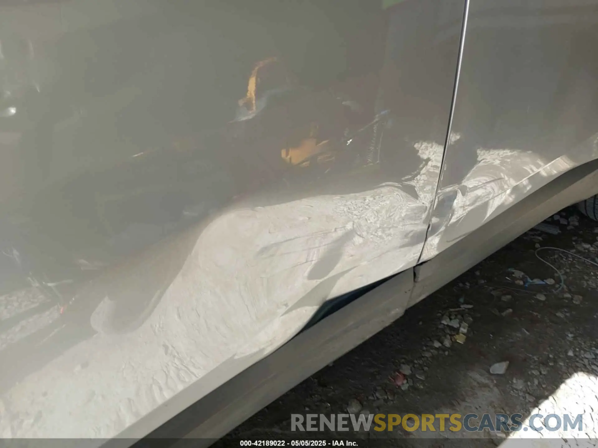 6 Photograph of a damaged car 1GNERFKW7KJ161952 CHEVROLET TRAVERSE 2019