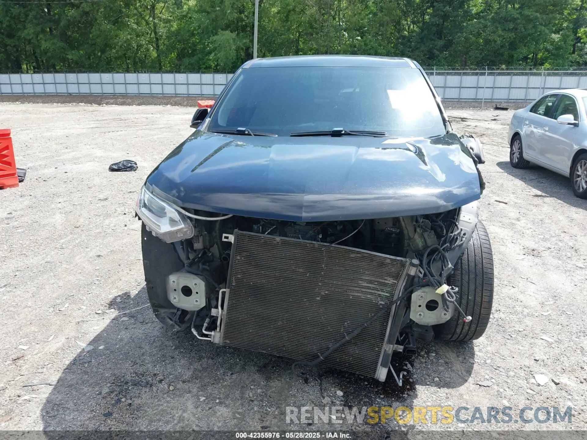 13 Photograph of a damaged car 1GNERFKW7KJ256625 CHEVROLET TRAVERSE 2019