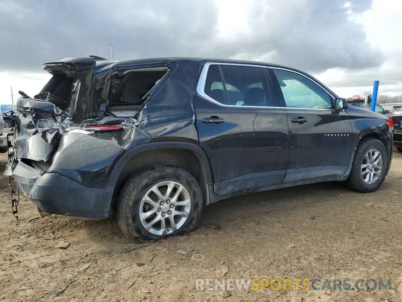 3 Photograph of a damaged car 1GNERFKW7KJ289186 CHEVROLET TRAVERSE 2019