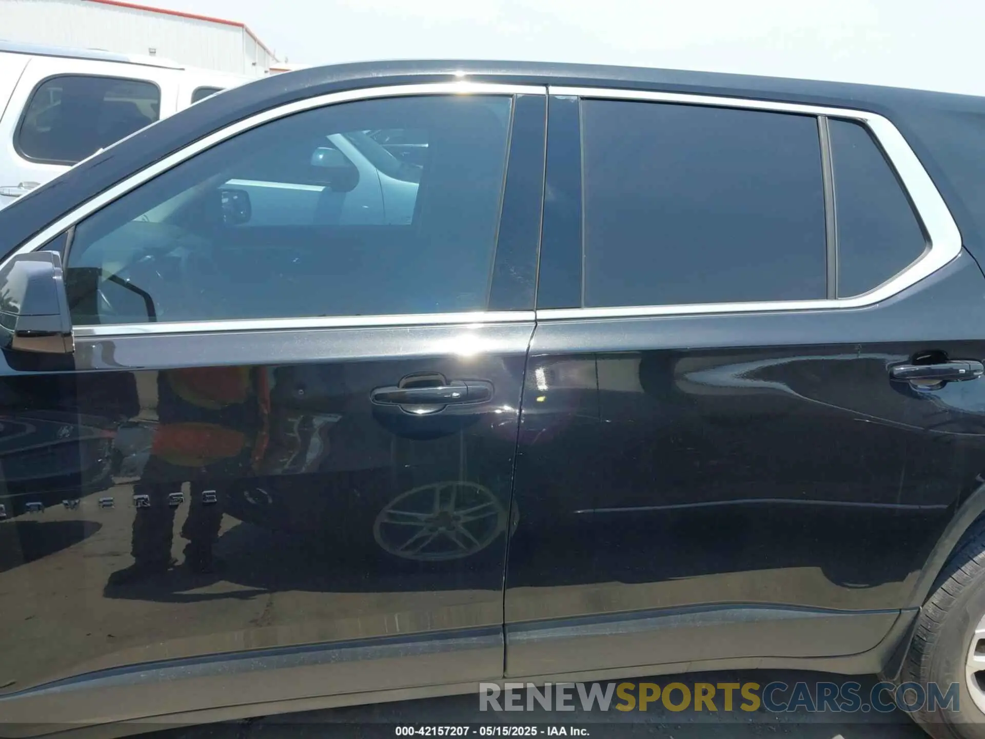 15 Photograph of a damaged car 1GNERFKW8KJ102229 CHEVROLET TRAVERSE 2019