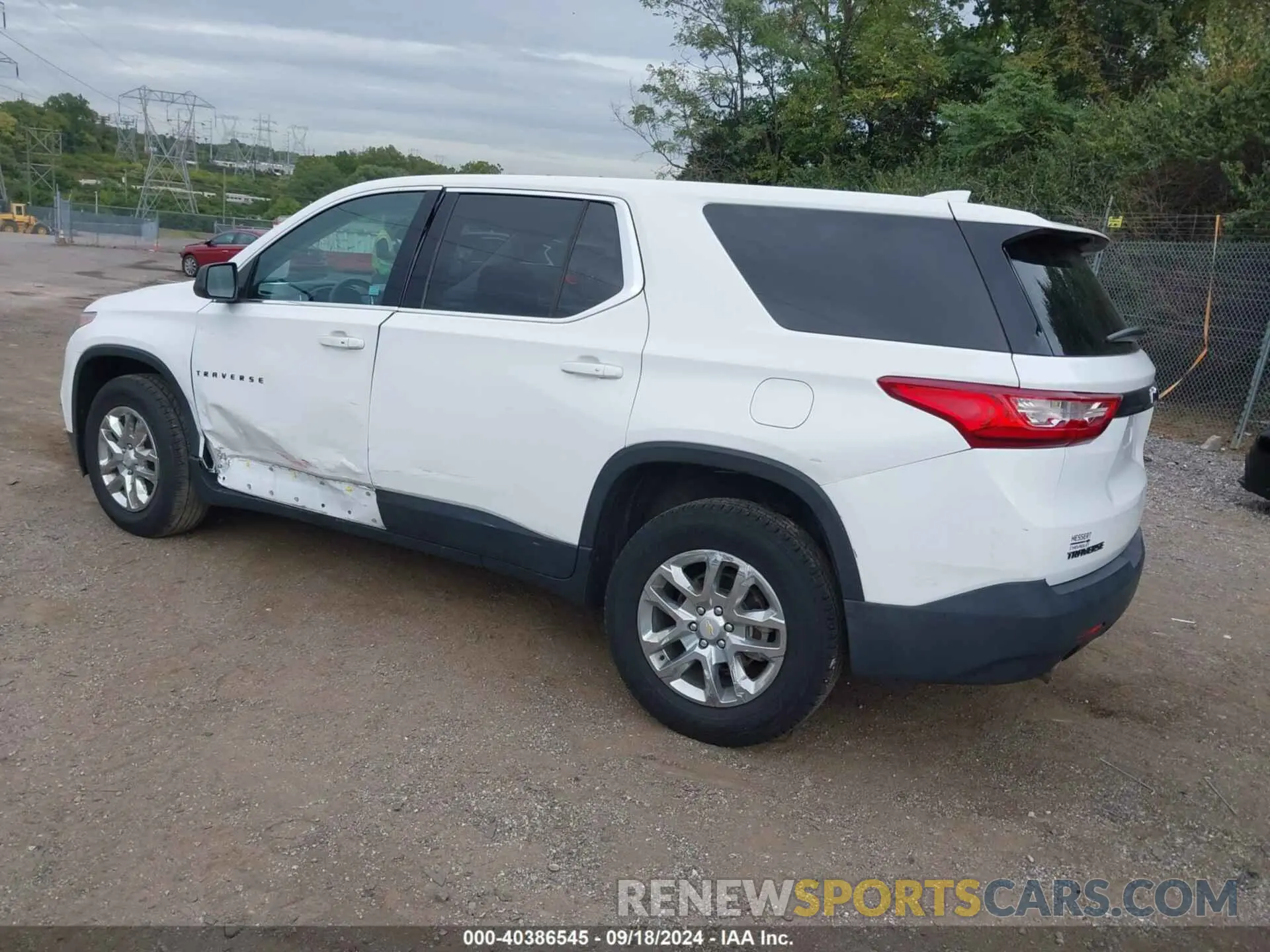 3 Photograph of a damaged car 1GNERFKW8KJ146344 CHEVROLET TRAVERSE 2019