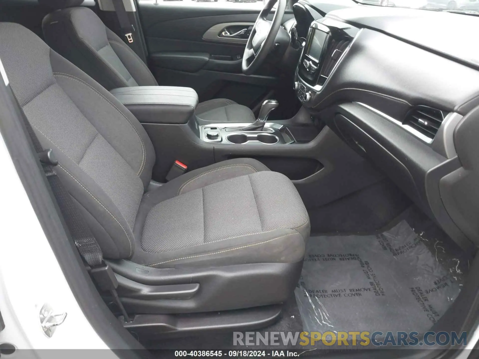 5 Photograph of a damaged car 1GNERFKW8KJ146344 CHEVROLET TRAVERSE 2019