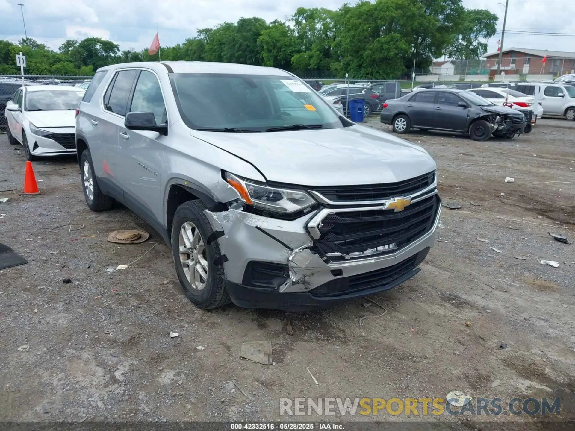 1 Photograph of a damaged car 1GNERFKW8KJ160051 CHEVROLET TRAVERSE 2019